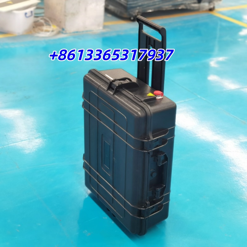 ポータブル100w 200w 300wレーザー洗浄機スーツケ - Industrial Laser Rust Removal Machine のレビューと価格