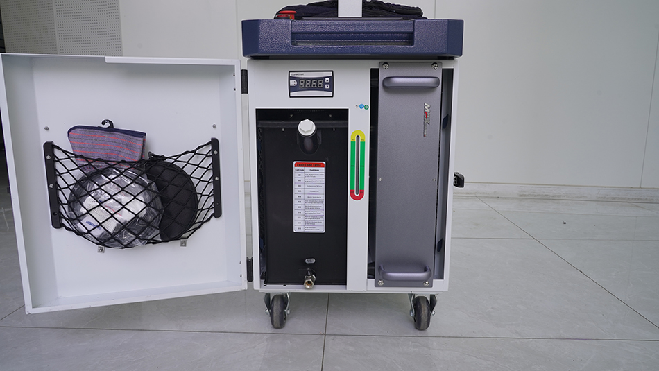 直接販売の工業用レーザー洗浄機、木材、石、アルミニウム、ガラ - Industrial Laser Rust Removal Machine のレビューと価格
